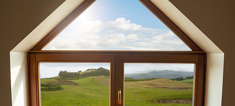 Trapezoid Window Maintenance in Antioch, CA